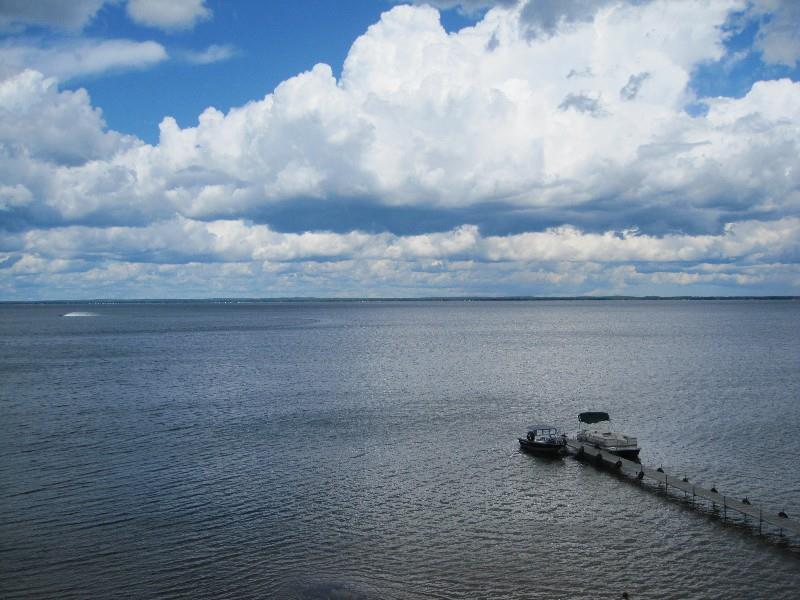 Beachfront Hotel Houghton Lake Natura foto