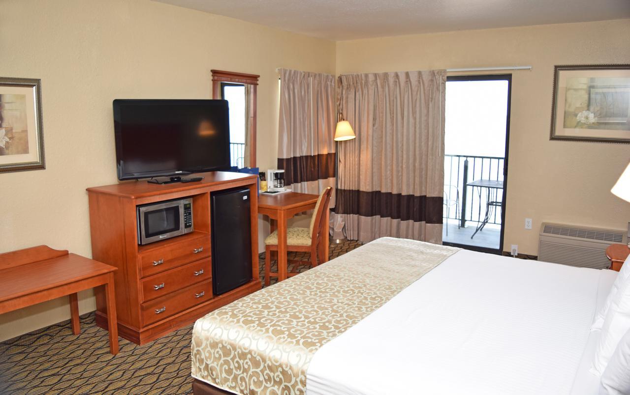 Beachfront Hotel Houghton Lake Esterno foto