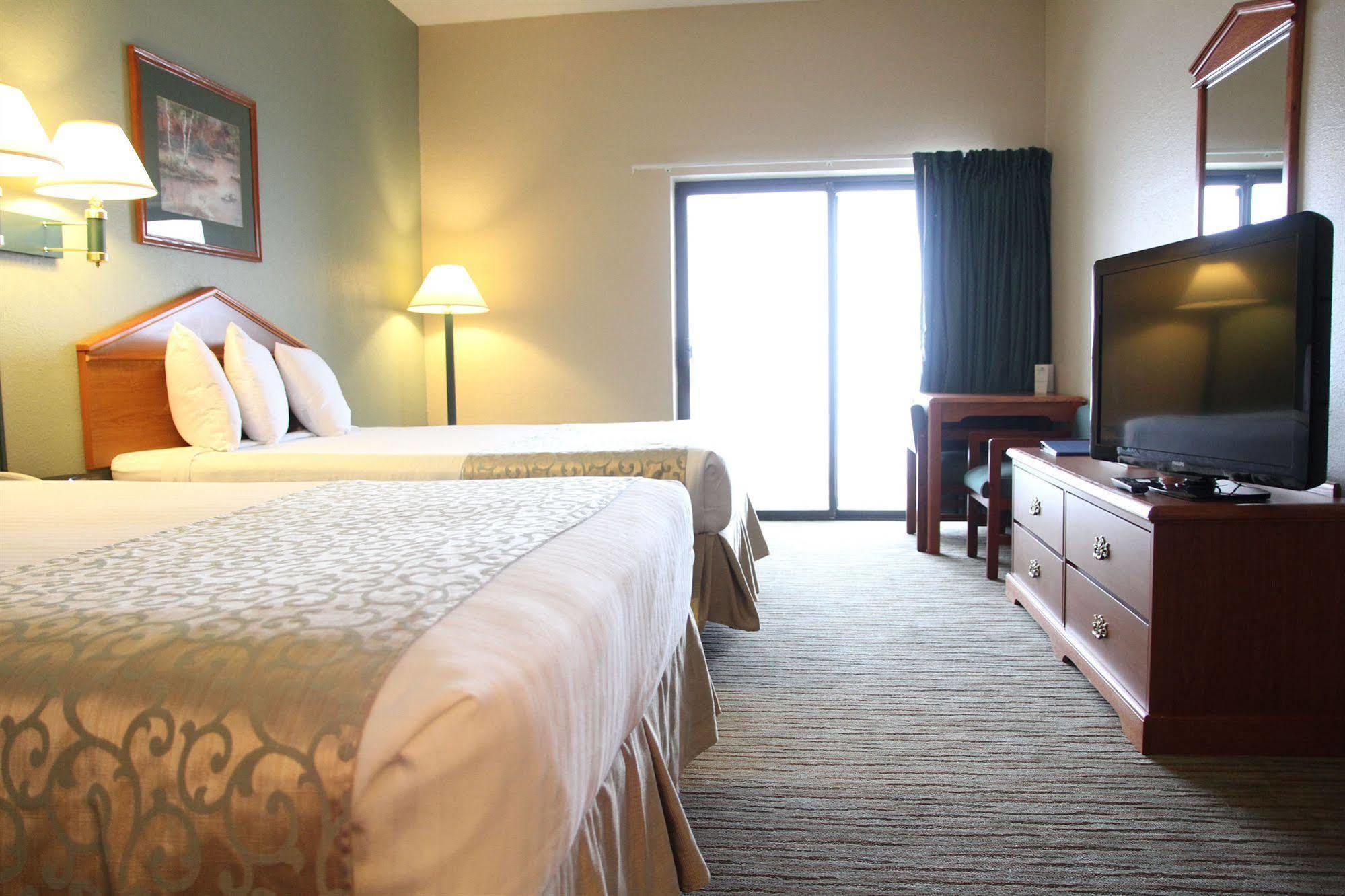 Beachfront Hotel Houghton Lake Esterno foto